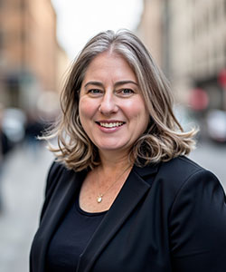Maggie Roberts